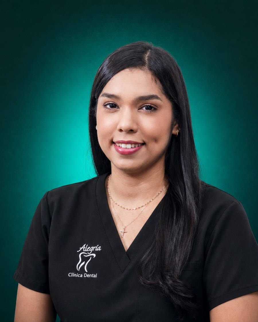 Dra. Diane Soto, cirujano dentista en Clínica Dental Alegría
